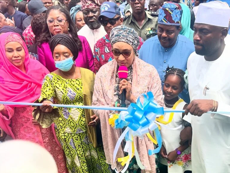 Fuad Atanda-Lawal officially commissioned Senator Oluremi Tinubu Primary Healthcare
